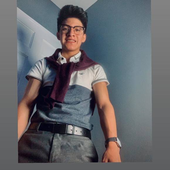 Meet your Posher, Josué - Picture 1 of 1